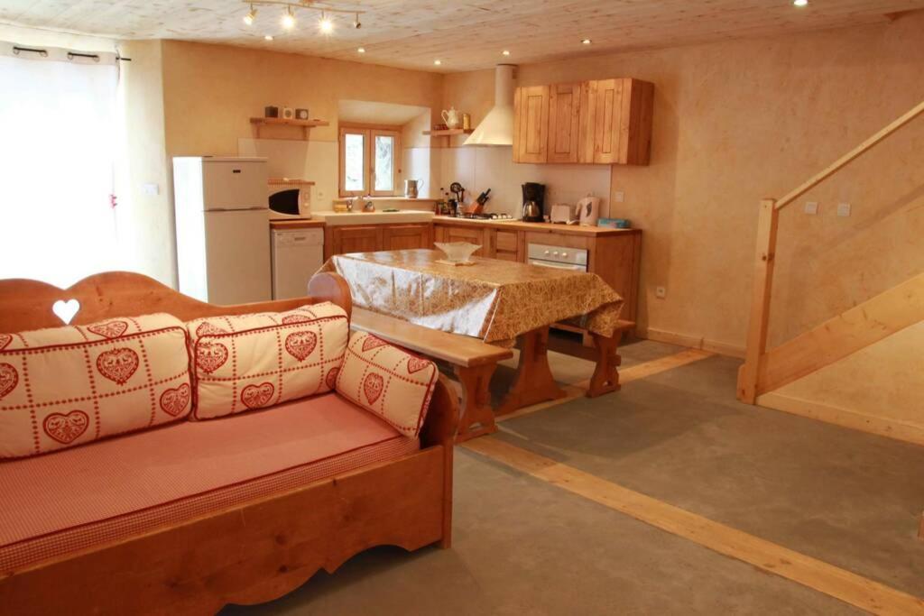 Chalet A La Montagne 10 Places 4 Chambres Бонвал-сюр-Арк Екстериор снимка